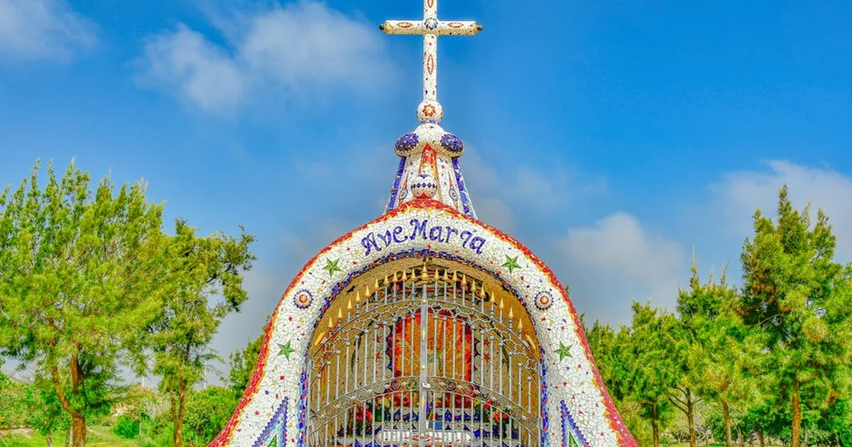 The Hail Mary: A Guide to Deepening Your Devotion