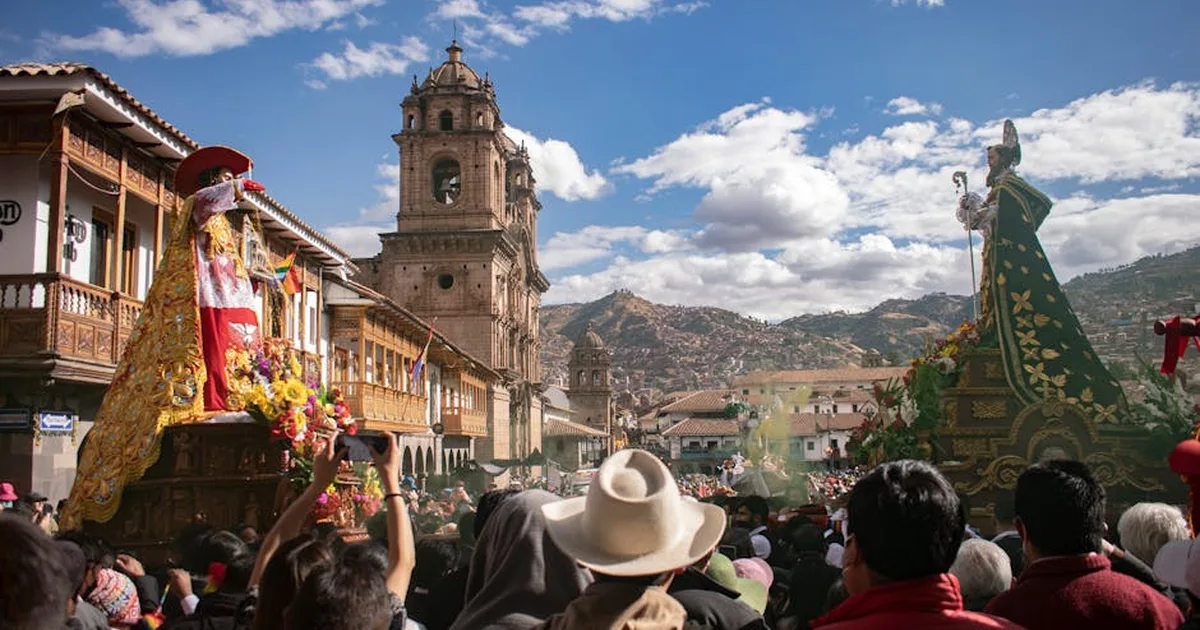 Peru's Faithful Respond to Pope Leo XIV: A New Chapter for the Church