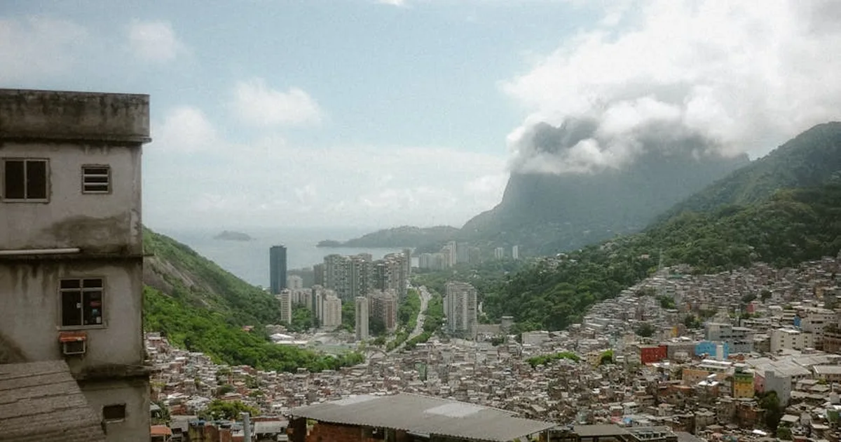 O Evangelho nas Favelas: Jovens Cristãos Levam Esperança ao Complexo da Maré