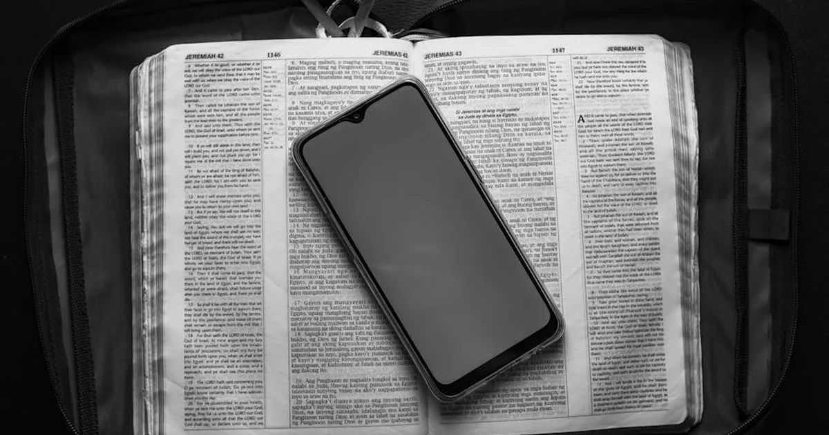 La fede nell'era digitale: un cammino di discernimento per cristiani