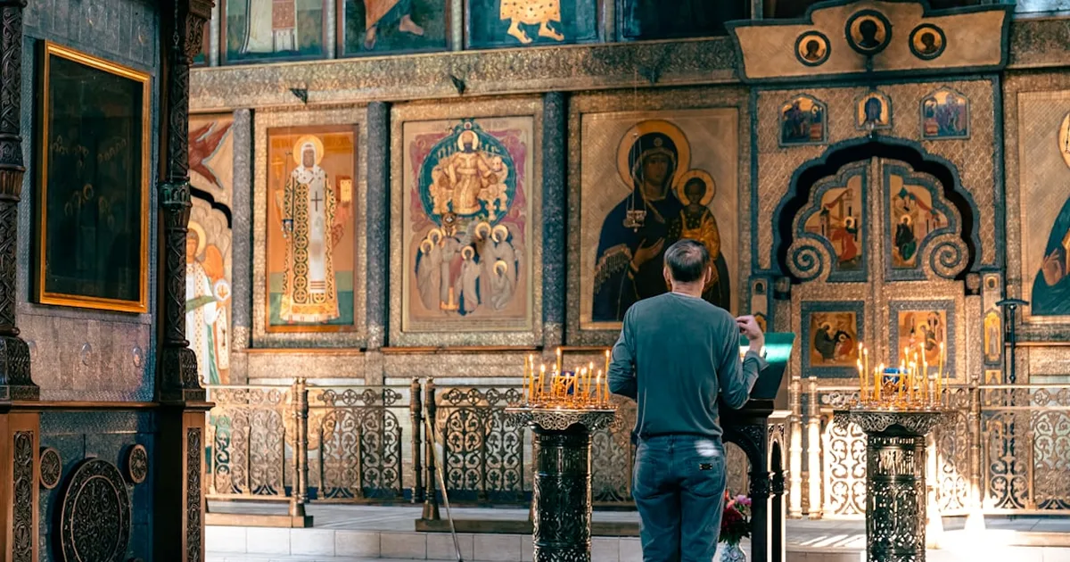 Desgaste pastoral e guerra na Ucrânia: os motivos da renúncia do arcebispo Pezzi em Moscou