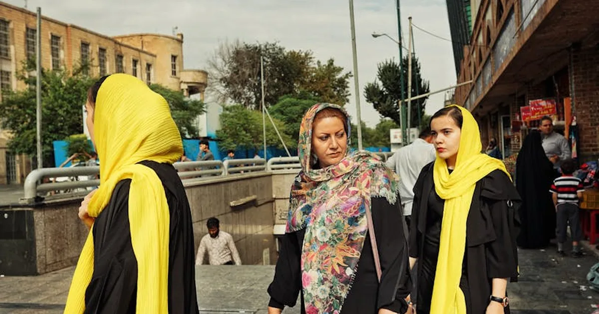 Iraniani tra speranza e stanchezza: la pace che non arriva mai