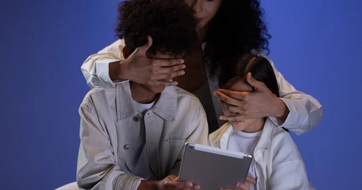 Cuidando a los más pequeños en el mundo digital: Un llamado a la comunidad cristiana