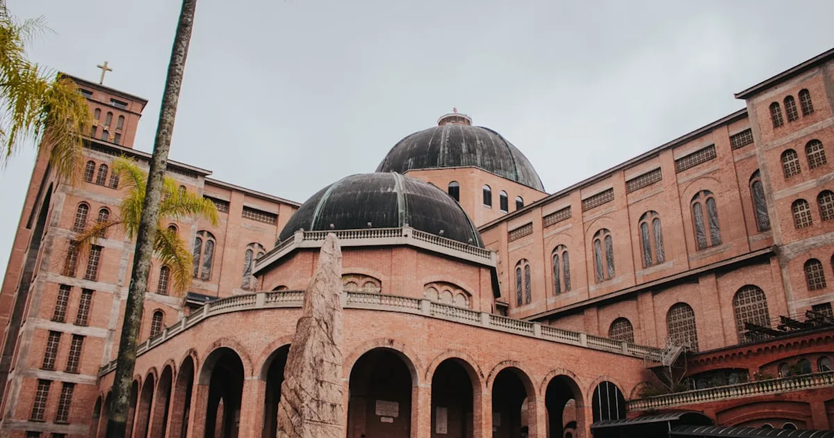 Encontro Episcopal em Aparecida: Unidade e Missão na Igreja Contemporânea