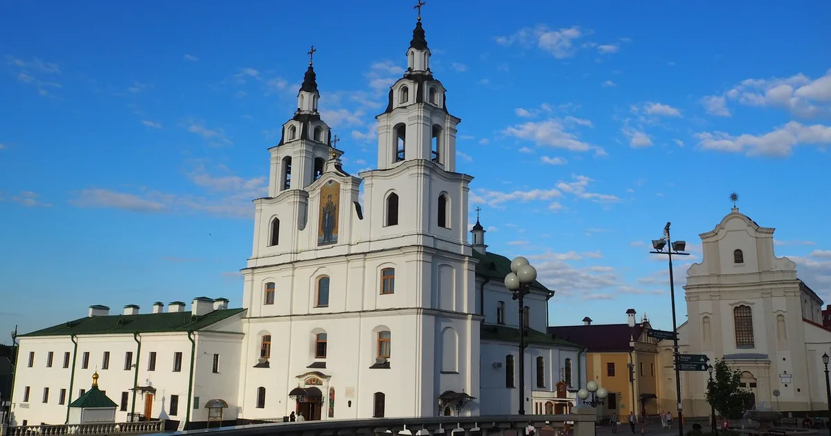 Cruzada na Bielorrússia reúne 15 mil e centenas entregam a vida a Cristo