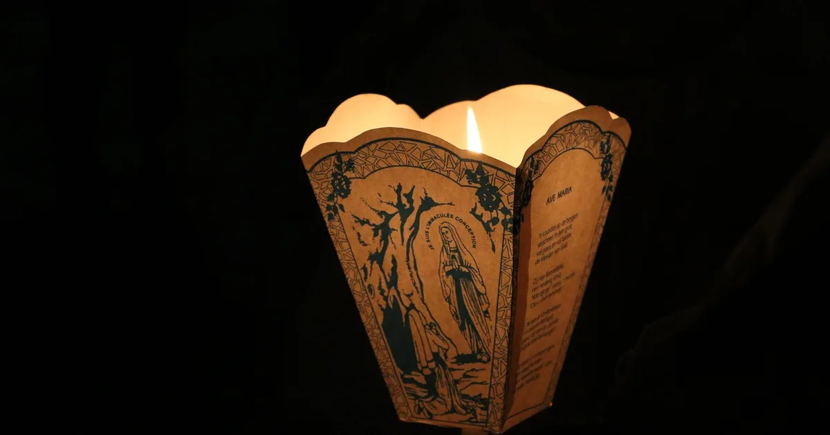 Hail Mary: A Gentle Guide to Understanding and Praying This Beloved Prayer