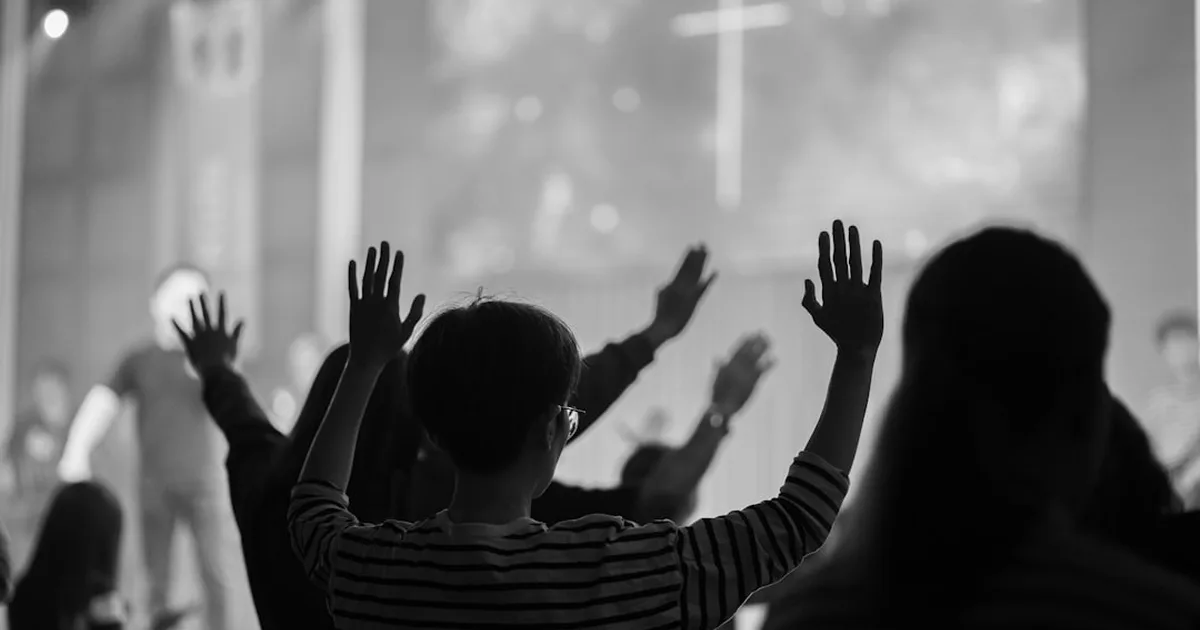 Igreja como família acolhedora: criando comunidades onde todos têm lugar à mesa