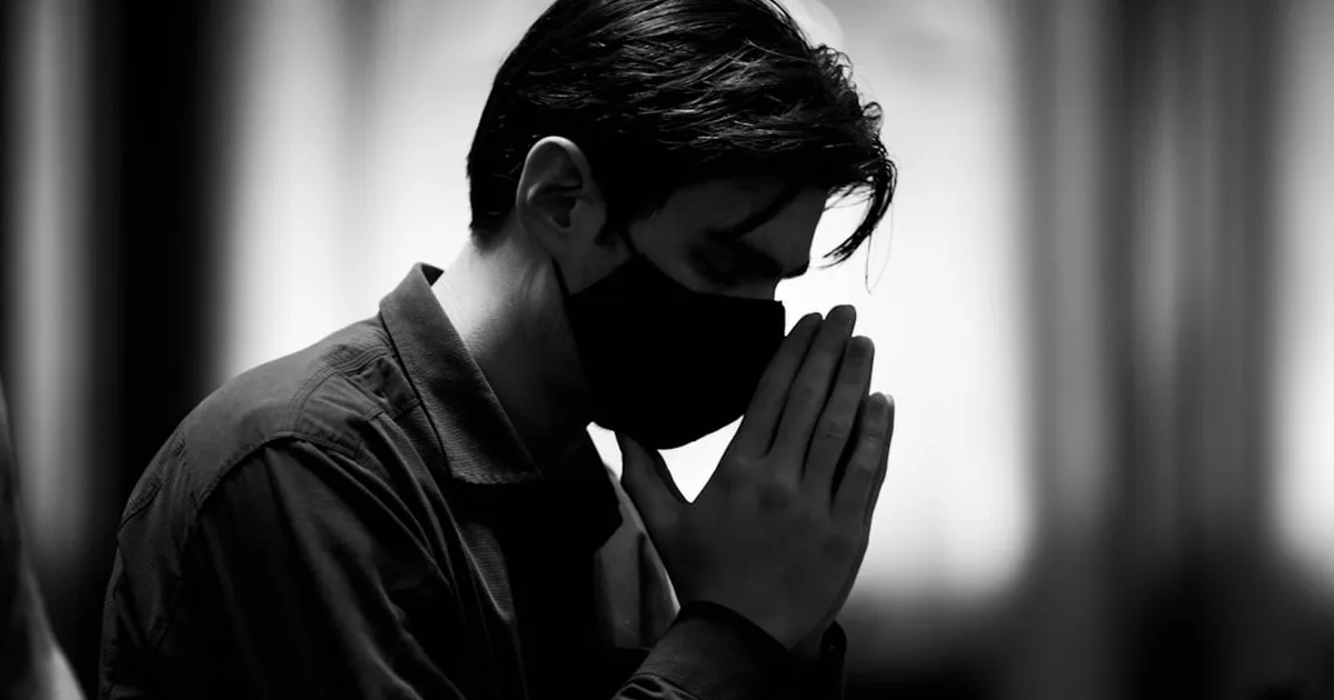 Cómo orar por los enfermos: Guía práctica con corazón pastoral