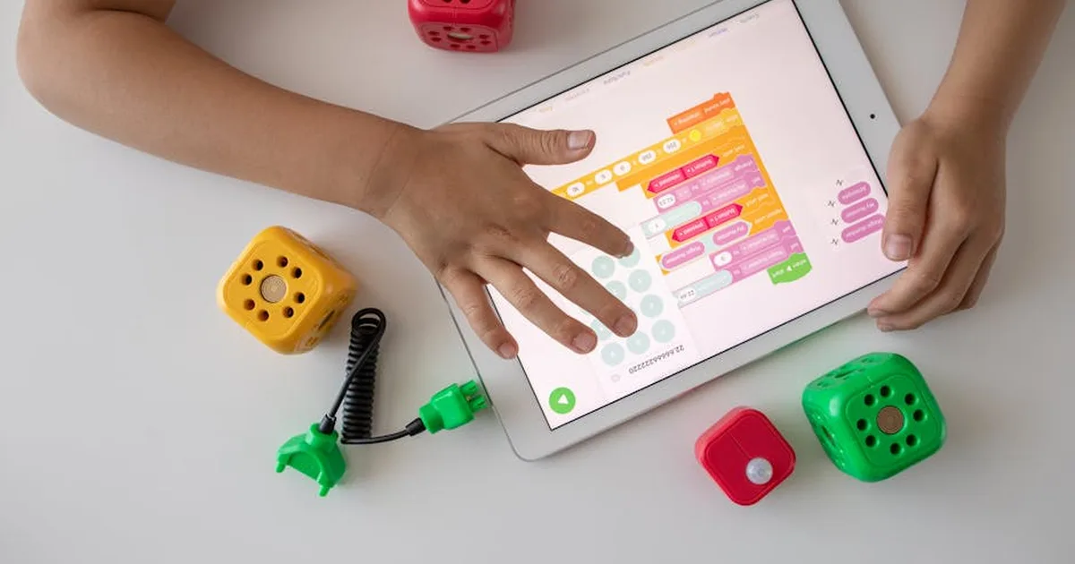 Warum KI-Freunde für Kinder gefährlich sind: Ein christlicher Blick auf die digitale Kindheit