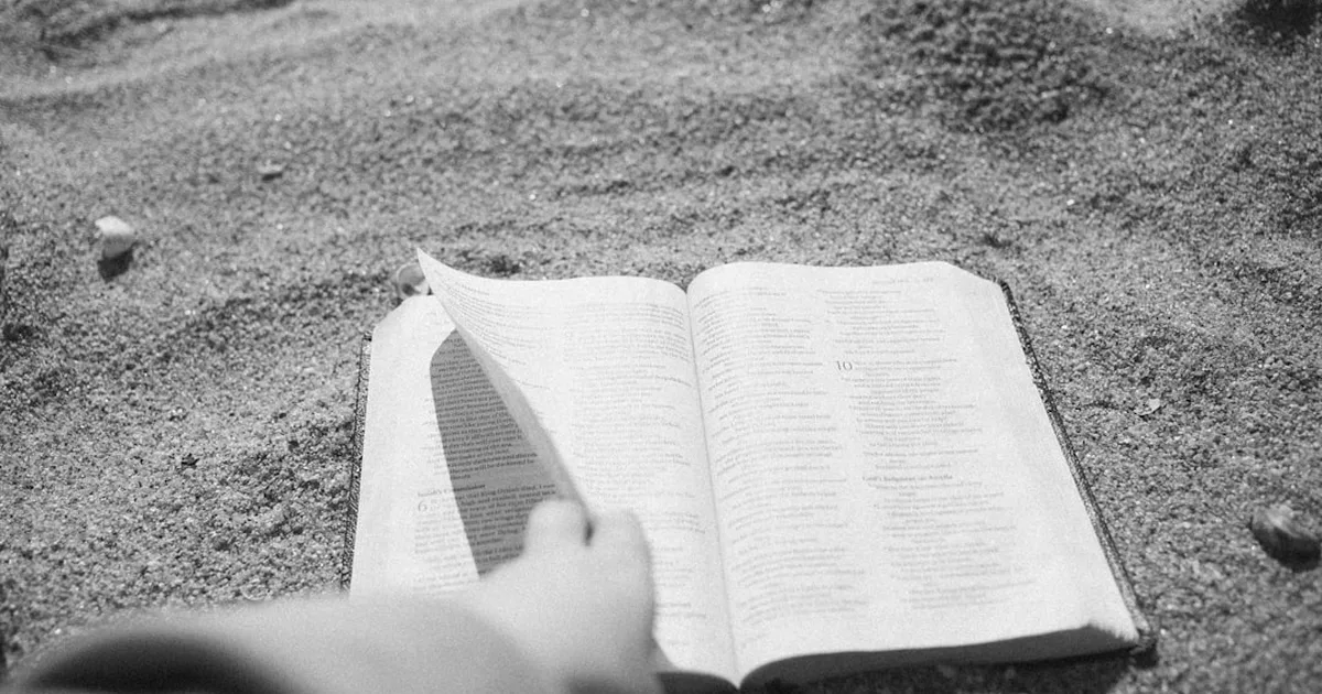 When Darkness Falls: Biblical Hope for Those in Despair