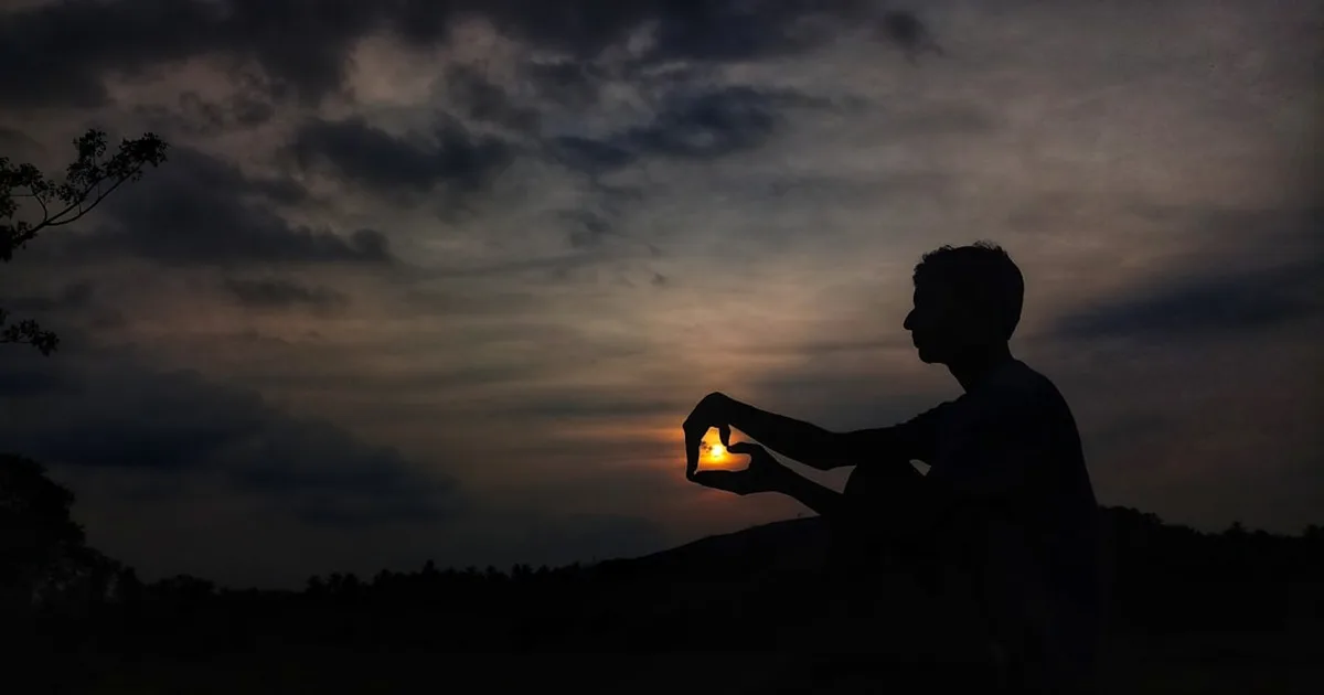 Oração da Noite: Como Encerrar o Dia em Paz com Deus
