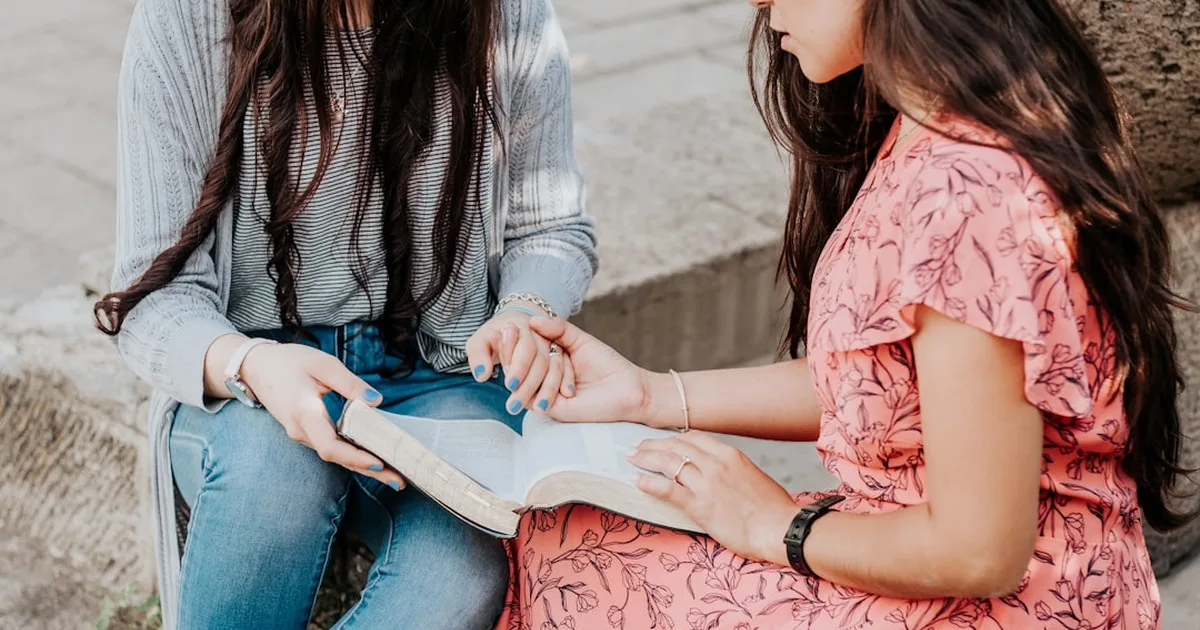 Más que acciones: Cómo compartir tu fe con la vida y las palabras
