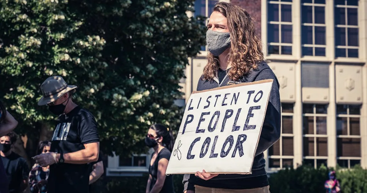 Perfilamento racial nas fronteiras europeias: um desafio à dignidade humana