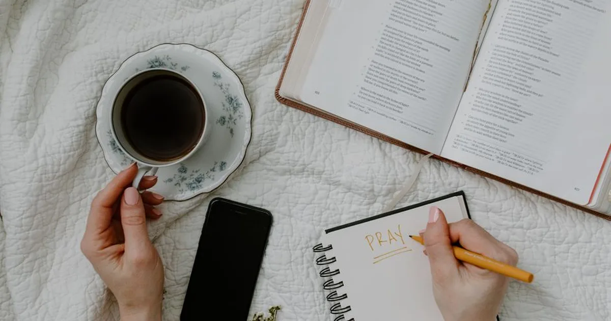 Leer la Biblia en línea: Tu guía para una devoción digital