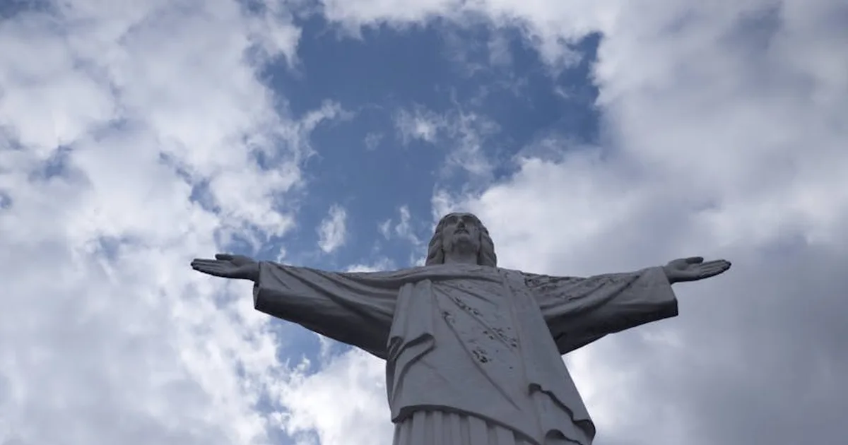 Arménie : la plus haute statue du Christ divise le pays, entre foi et tourisme