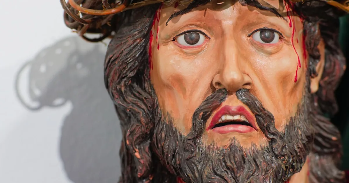 Le Cicatrici dell'Amore: Come le ferite di Cristo trasformano il nostro dolore