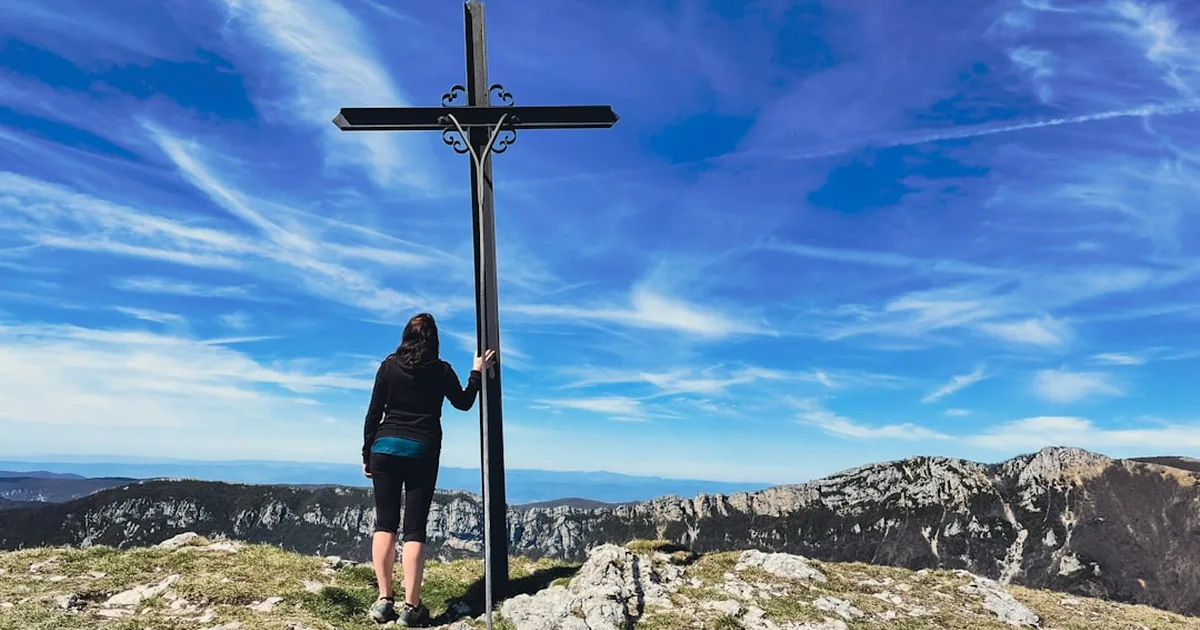 5 Bible Promises to Anchor Your Faith in God's Trustworthiness