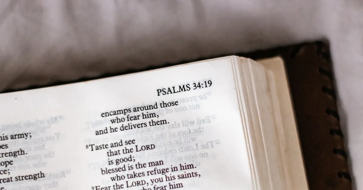 Salmo para dormir tranquilo y protegido: Encuentra paz en Dios