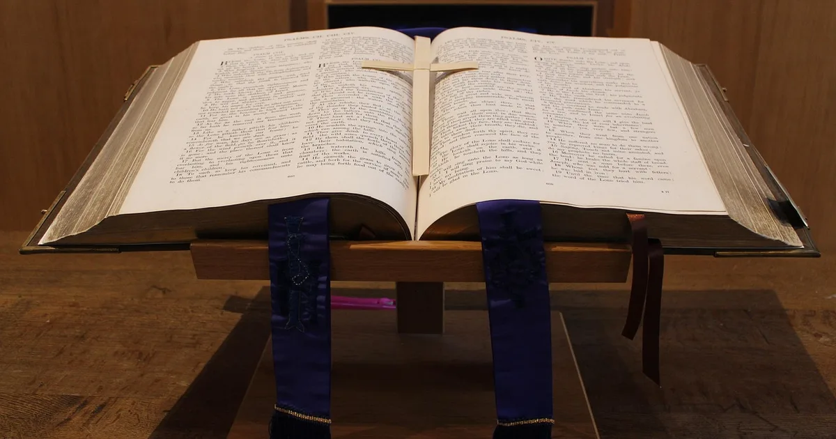 Leituras da Missa de Hoje: Como Deixar a Palavra de Deus Guiar Seu Dia