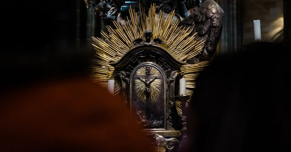 Oração Cristã: Encontrando Serenidade no Diálogo com Deus