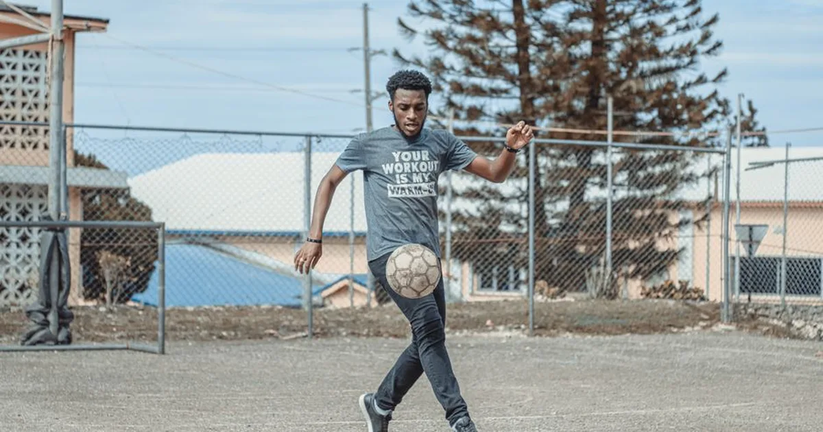 Jogador argentino exibe mensagem cristã após marcar gol