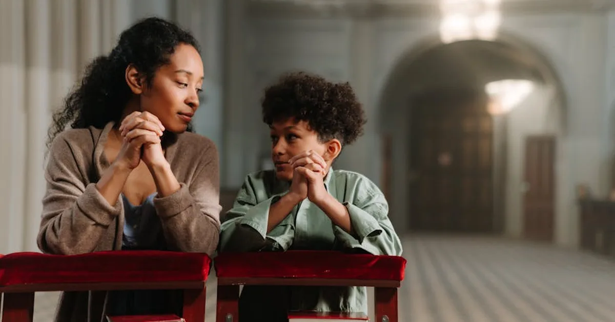 El papel único de la madre y el padre en la formación cristiana de los hijos