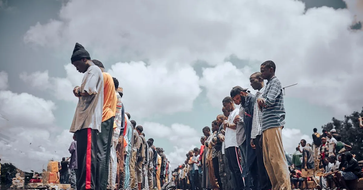Il Viaggio Africano di Papa Leone XIV: Un Pellegrinaggio di Comunione Cristiana