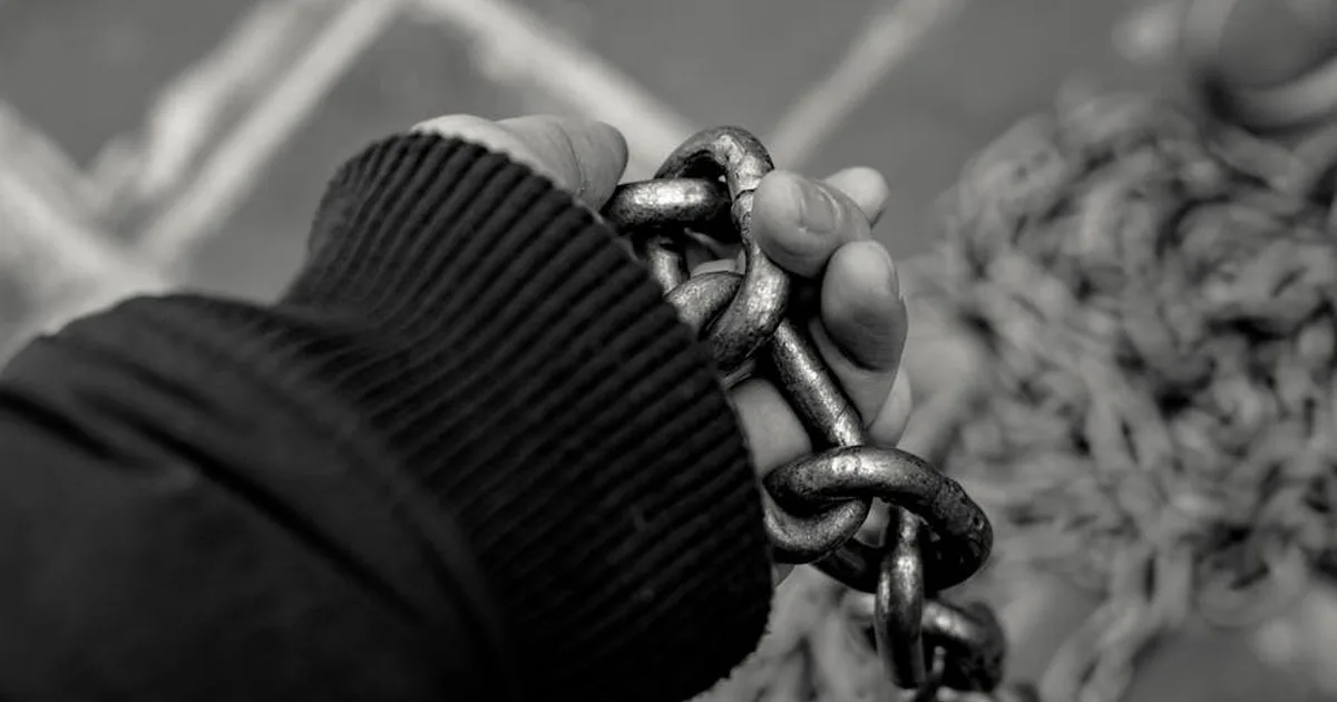 La paradoja de la libertad: cómo la fe nos libera de la esclavitud del pecado