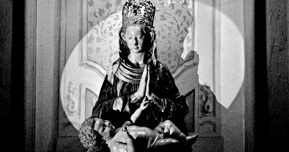 Lecciones de fe de la Reina Isabel: Un ejemplo de servicio constante para los cristianos