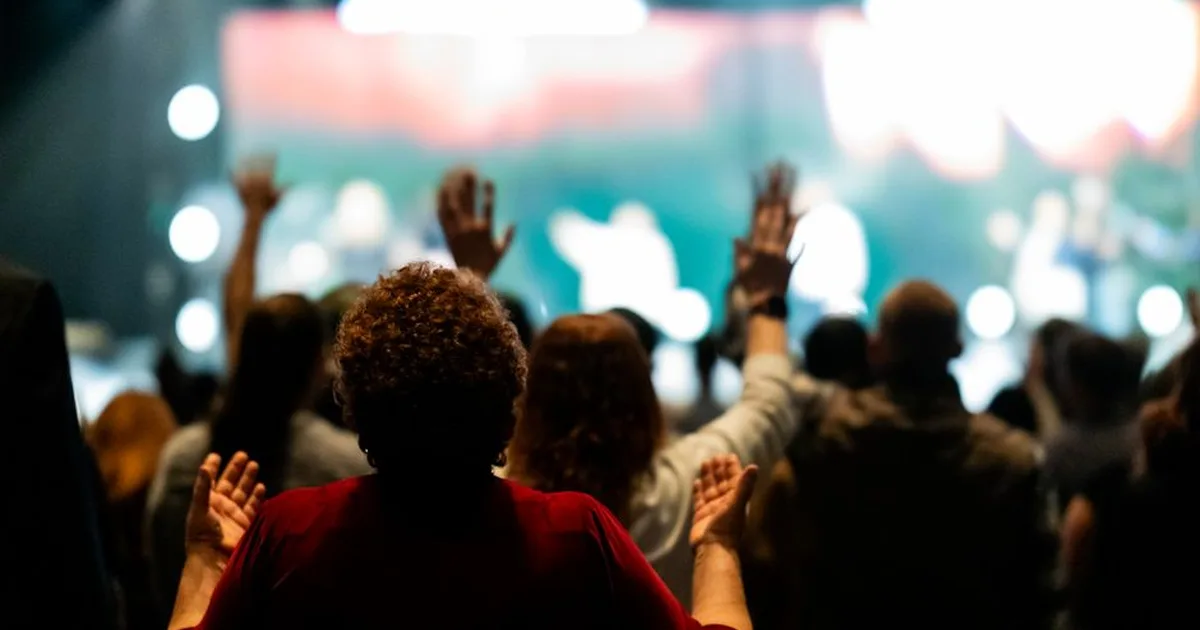 Encuentra Paz: Canciones Cristianas para Confiar en Dios