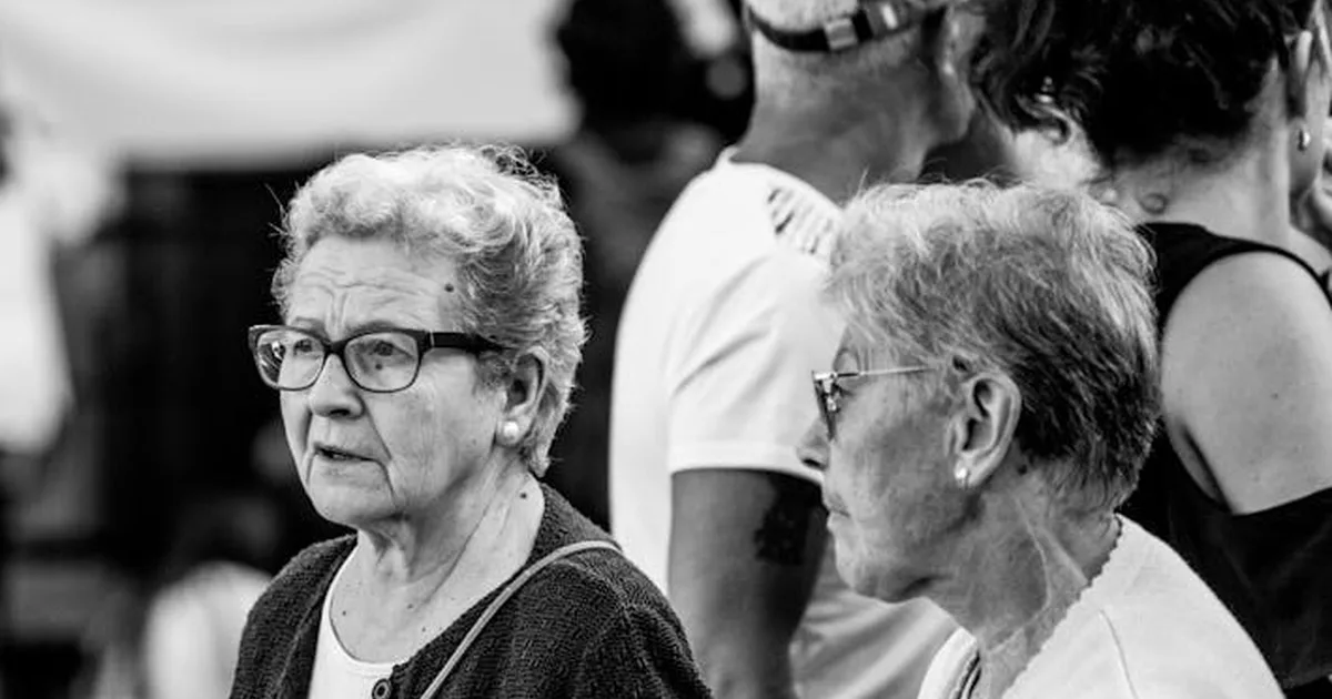 Acompañando a los adultos mayores en Europa: Descubriendo el llamado divino en una sociedad que envejece