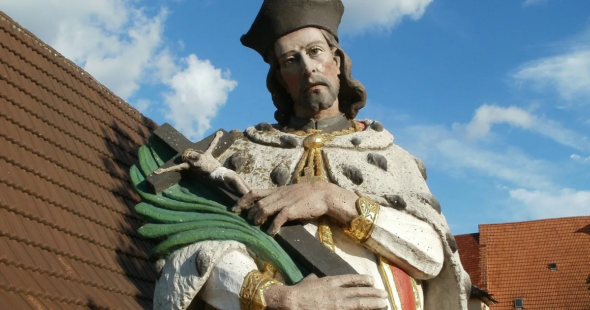 Santa Estela de Saintes: Fe, Valentía y un Legado de Luz en la Iglesia Primitiva