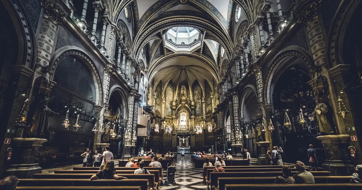Encontro Fraterno: Líderes da Ajuda à Igreja que Sofre Conhecem a Missão da Canção Nova