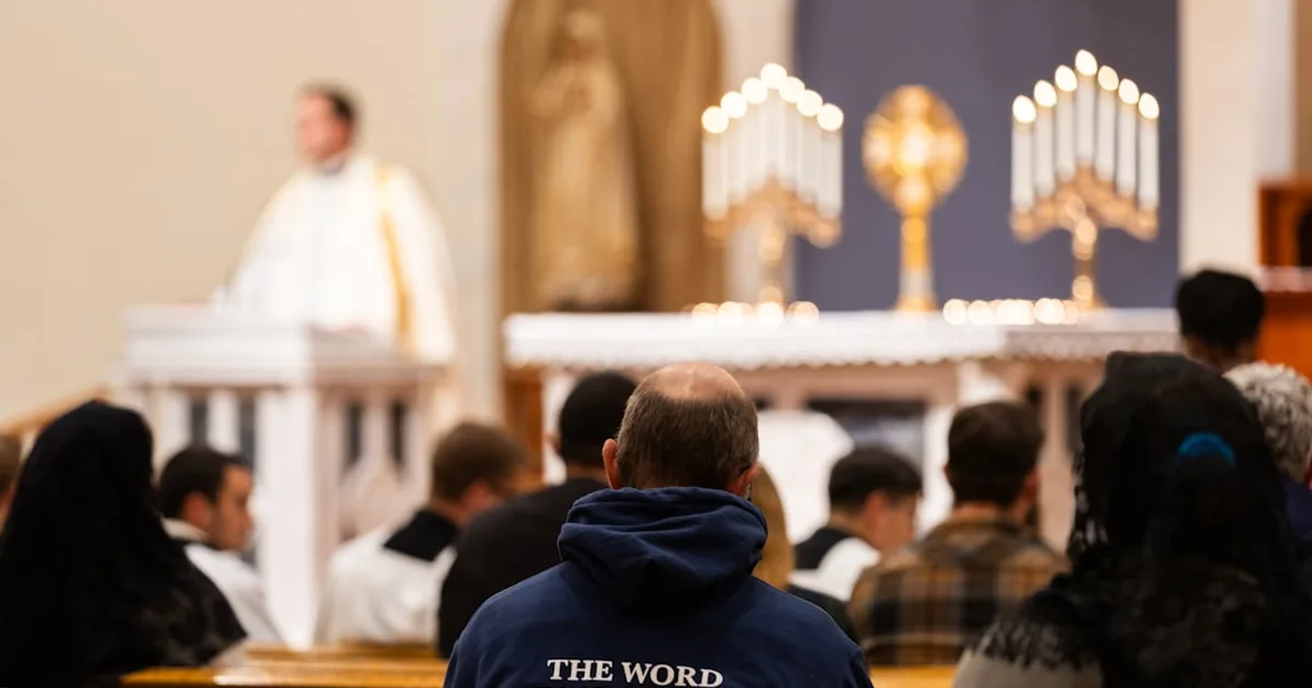 La Iglesia en tiempos de cambio: Encontrando el equilibrio entre renovación y fidelidad