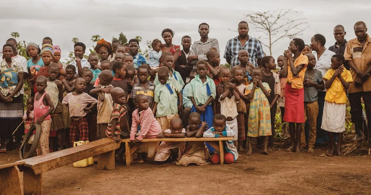 Descubriendo el propósito divino en caminos inesperados: Una familia en Uganda