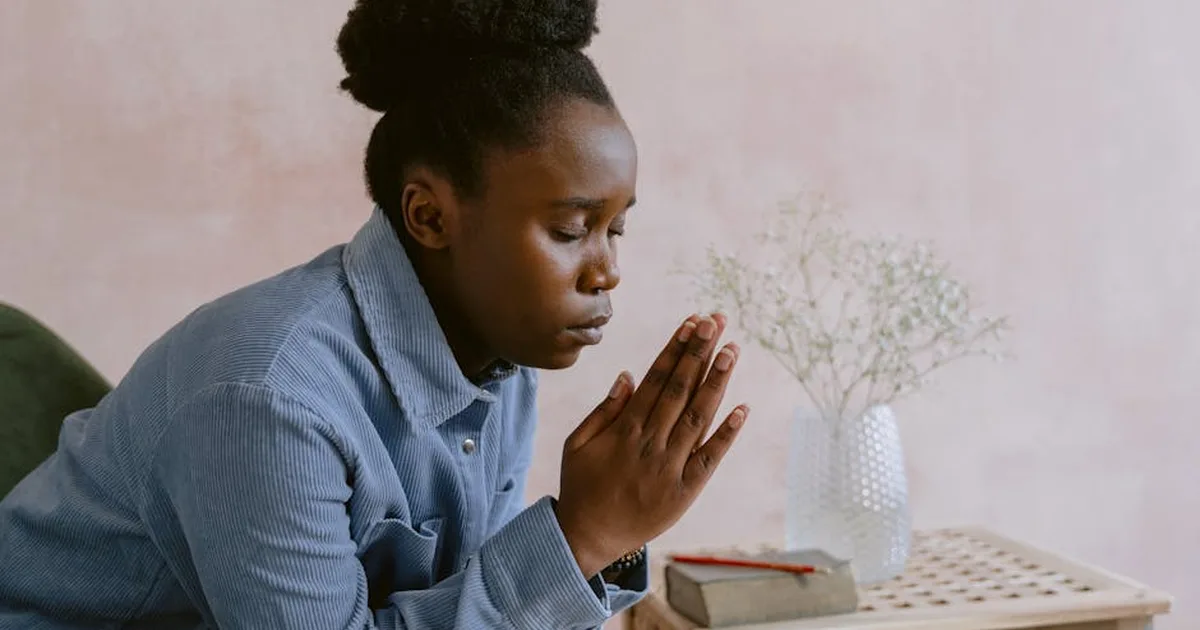 A Devotional About Gratitude: Finding Joy in Every Season