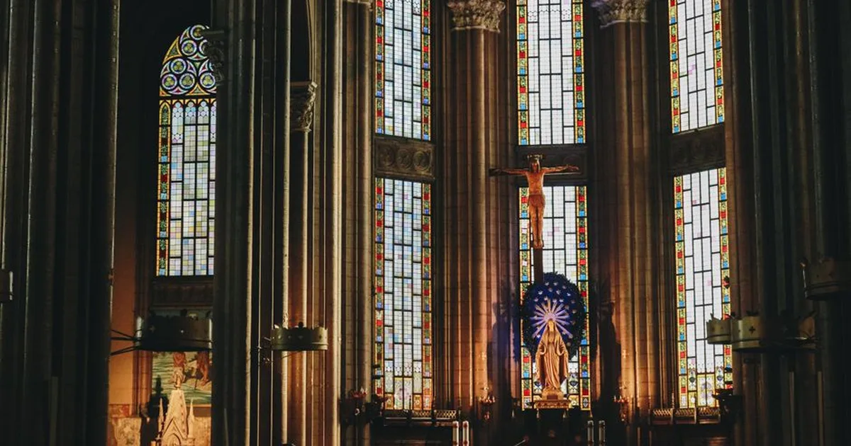 ¿El suicidio es perdonable según la Iglesia Católica? La misericordia de Dios no tiene límites
