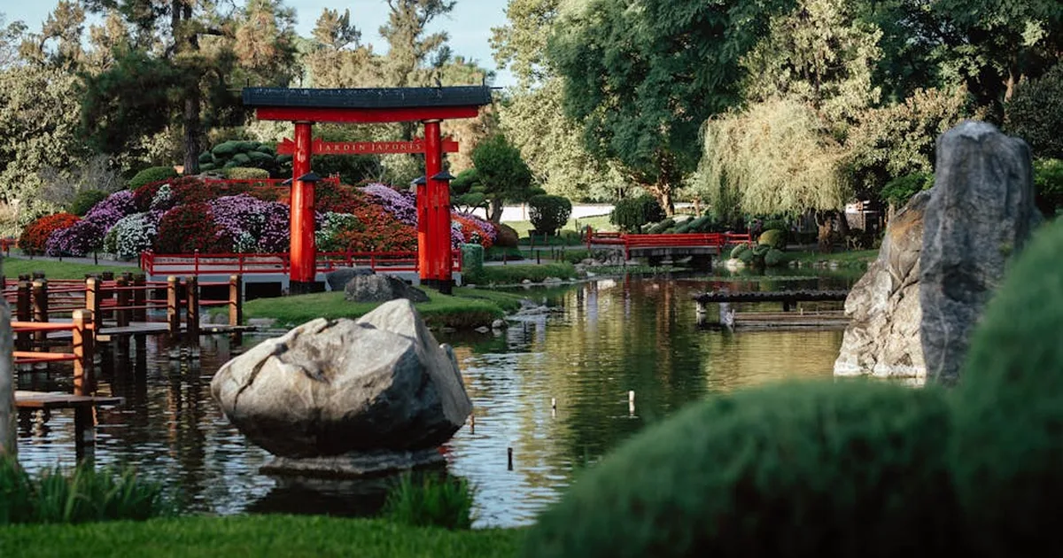La serena sabiduría de los jardines japoneses: un camino de paz y oración