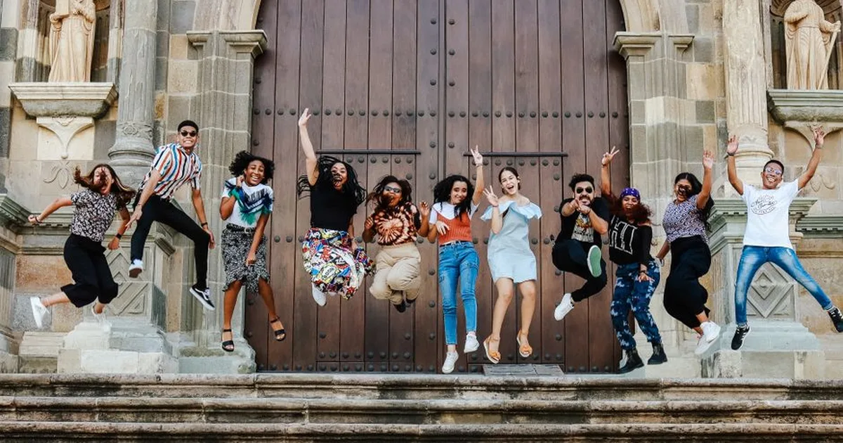 ¿Por qué los jóvenes se alejan de la iglesia? Claves para reconectar