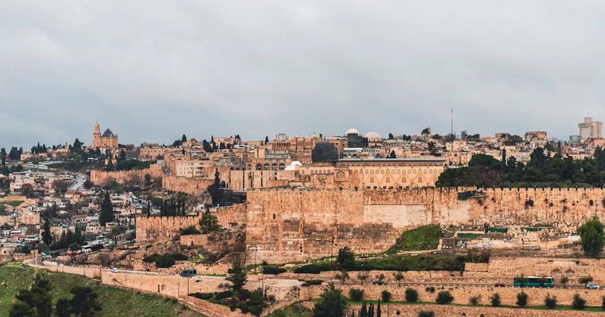 Gerusalemme e il sogno di Dio: una speranza oltre il conflitto