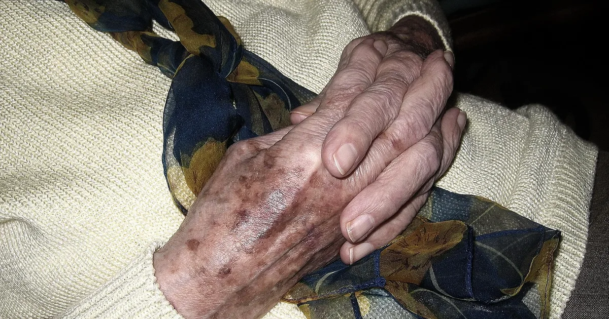 Como Orar pela Salvação de Alguém: Um Guia Cheio de Amor