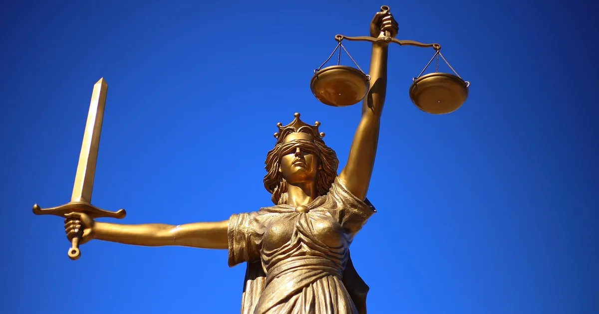 Il Diritto di Difesa e la Parità nel Processo Vaticano: una Riflessione