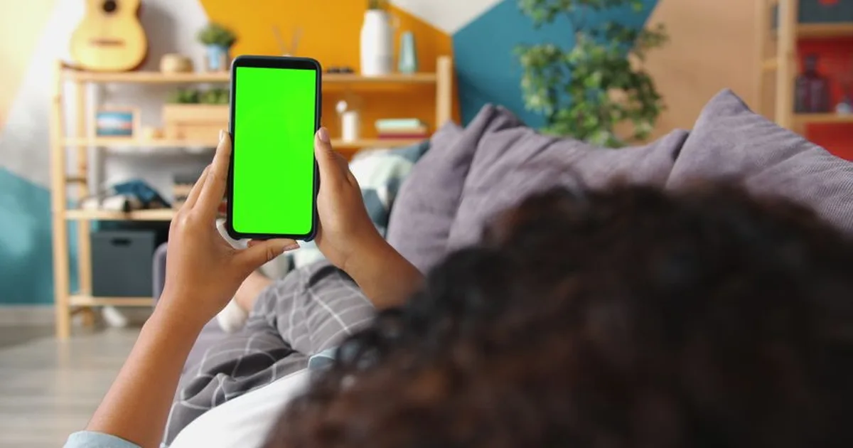 Trouver une communauté dans un culte en ligne : un guide pratique