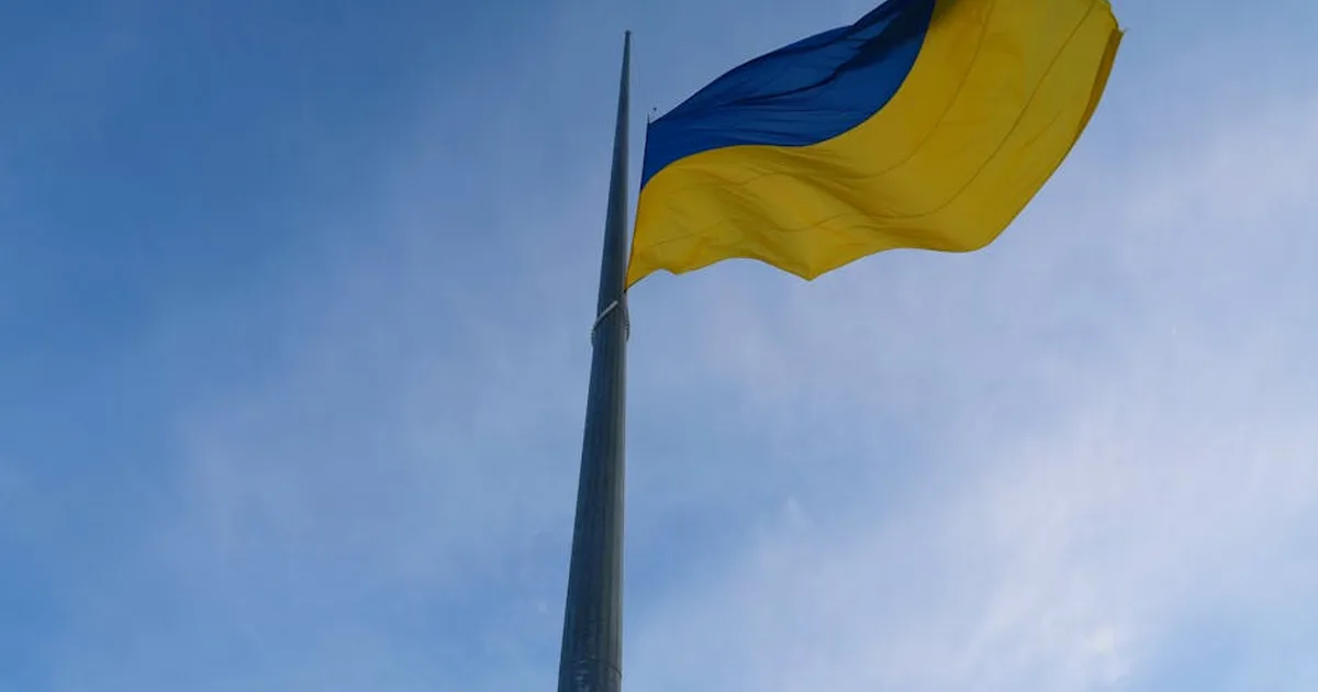 Moissons de Fraternité: Un Agriculteur du Mississippi Accueille des Réfugiés Ukrainiens