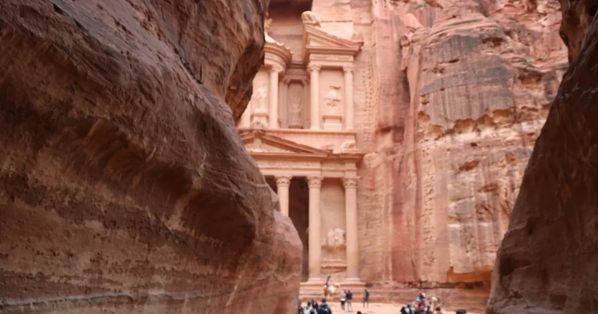 Faith and Rock: 120 Pilgrims Journey to Jordan with The Sun Band