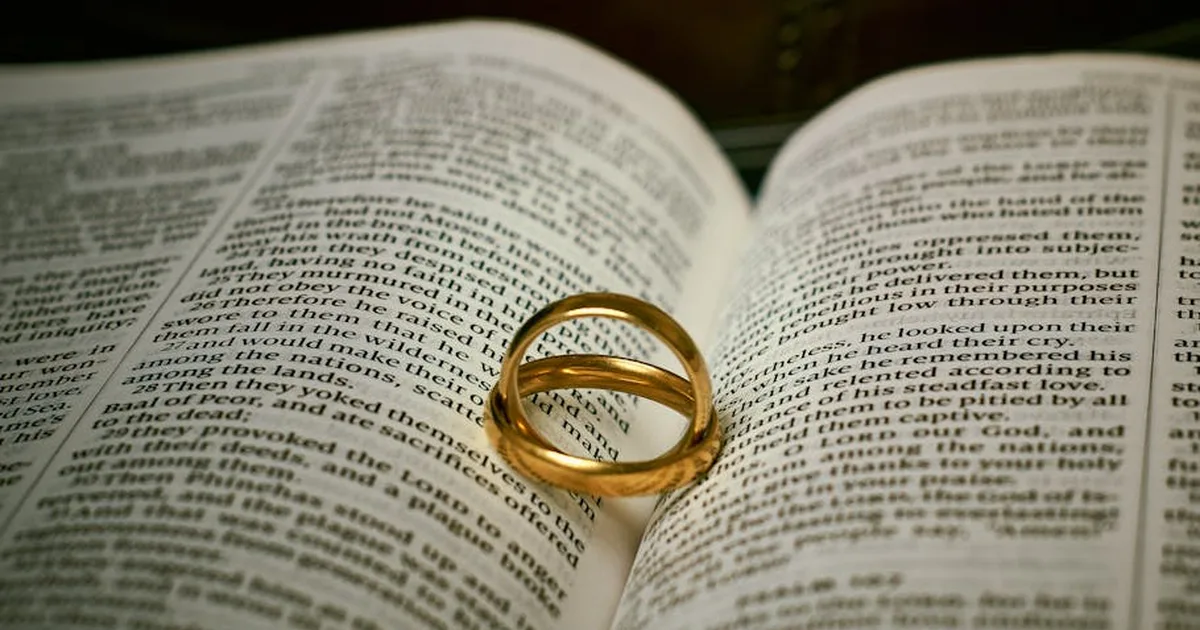 Intimidade Segundo Deus: O Presente da Sexualidade no Casamento Cristão
