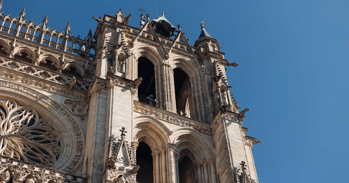 La cathédrale de Clermont-Ferrand : un appel à préserver notre héritage spirituel