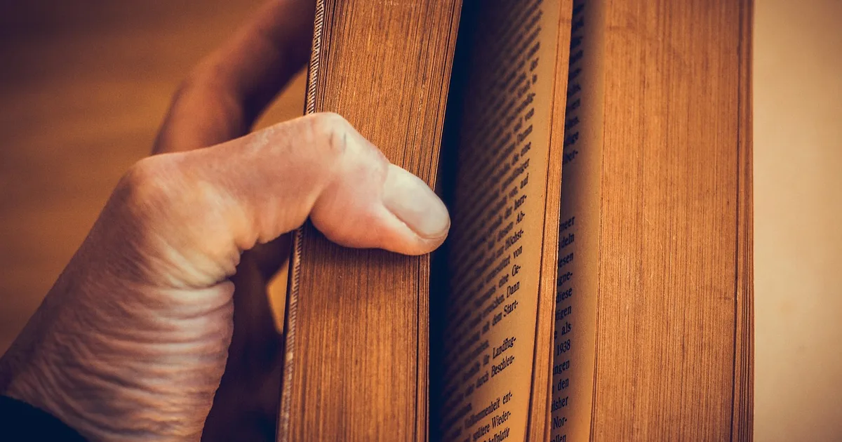 Una oración cristiana para acompañar a los que parten: Paz en la presencia de Dios