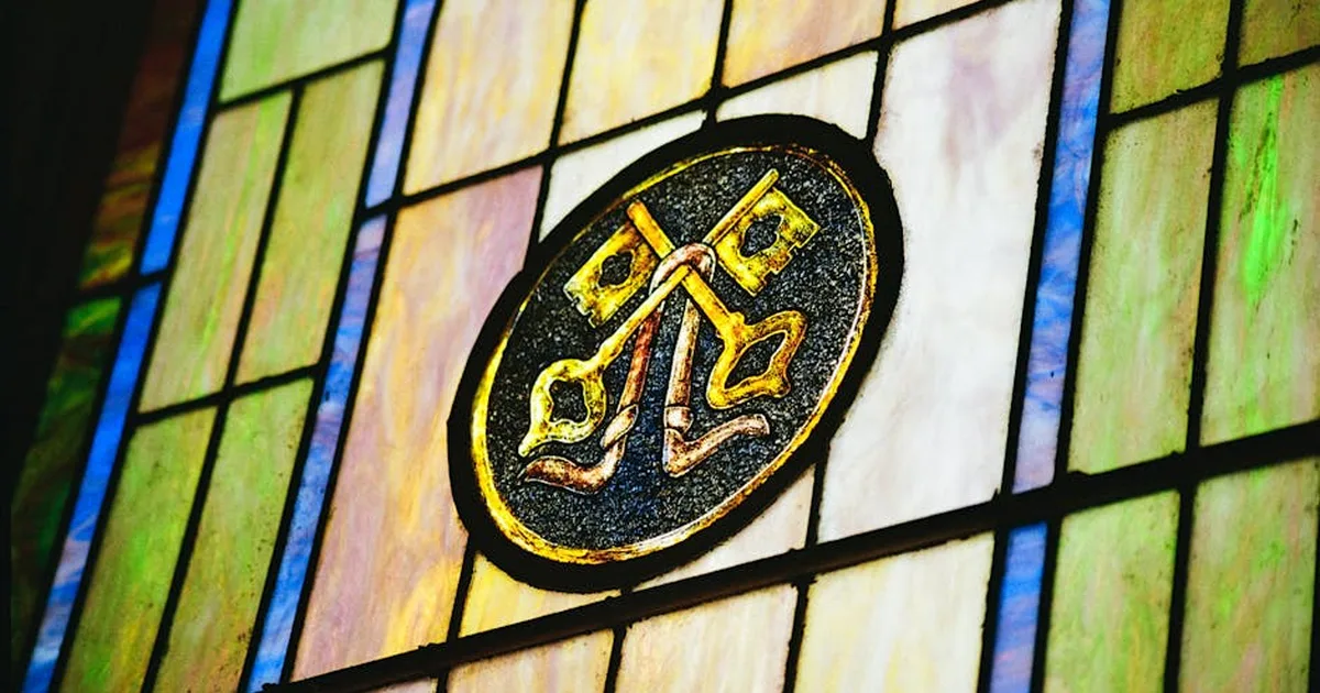 La Trinidad: El corazón de nuestra fe cristiana y su significado hoy