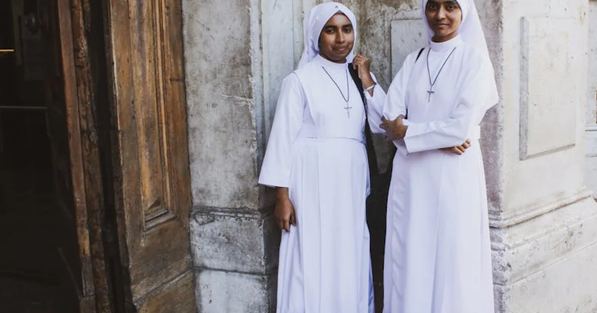 El poder de la oración en tiempos de crisis: testimonio de una religiosa liberada en Camerún